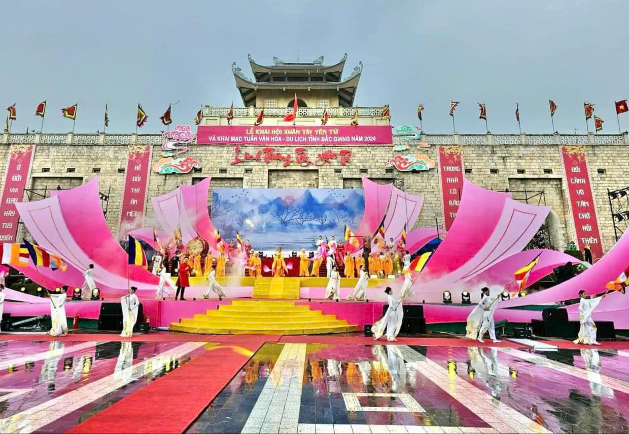 Các khu, điểm du lịch: Giữ gìn cảnh quan, thu hút du khách